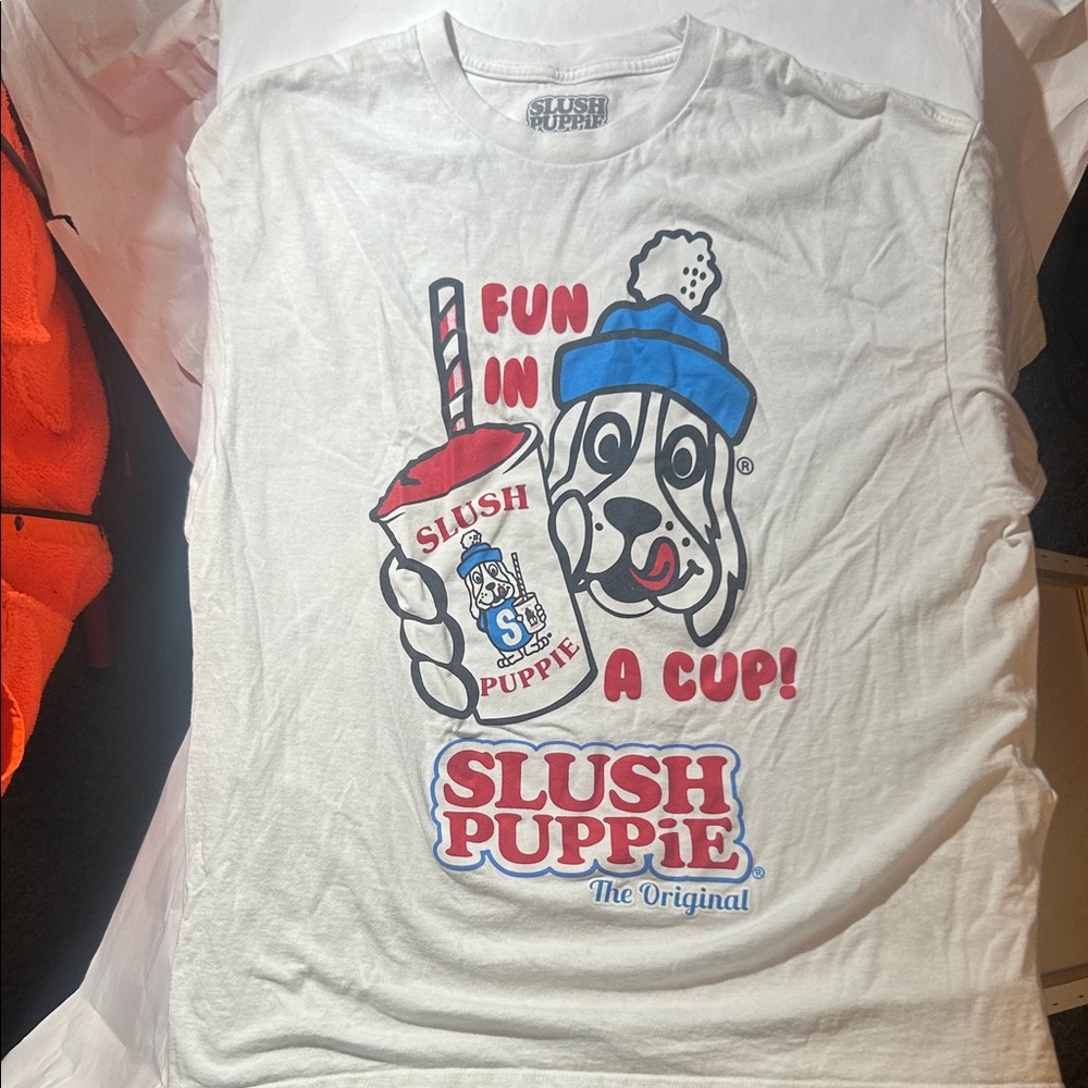 Slush Puppie The Original ‘Fun In A Cup!’ Graphic T-Shirt (Handprint Stain-Back)